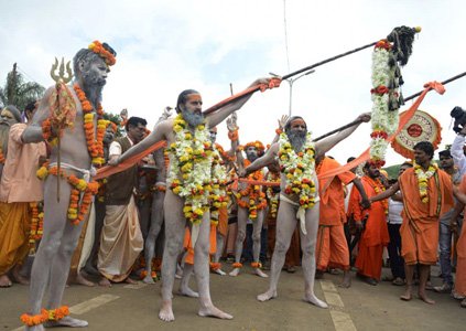 Book Kumbh Mela Prayagraj tour Packages